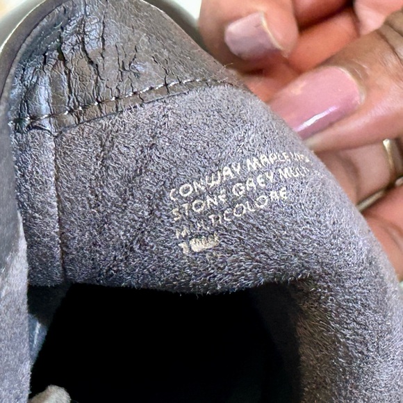 Earth Conway Maple Two tone leather zip detail comfort booties size 10 - Picture 7 of 10